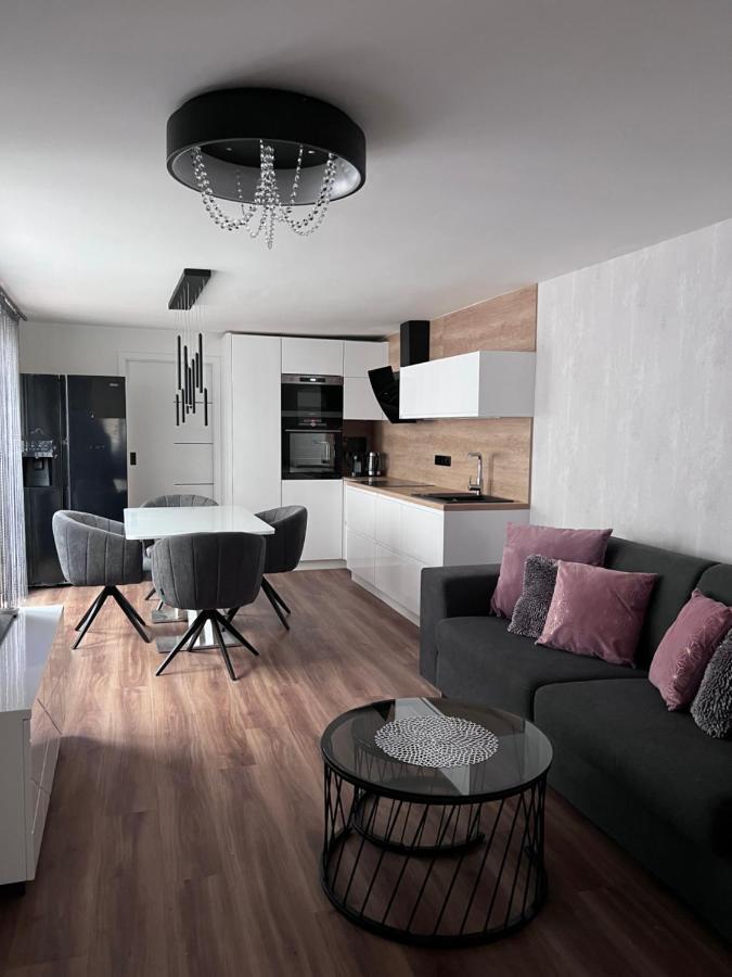 Elizabeth'S Apartments Велке Біловіце Екстер'єр фото