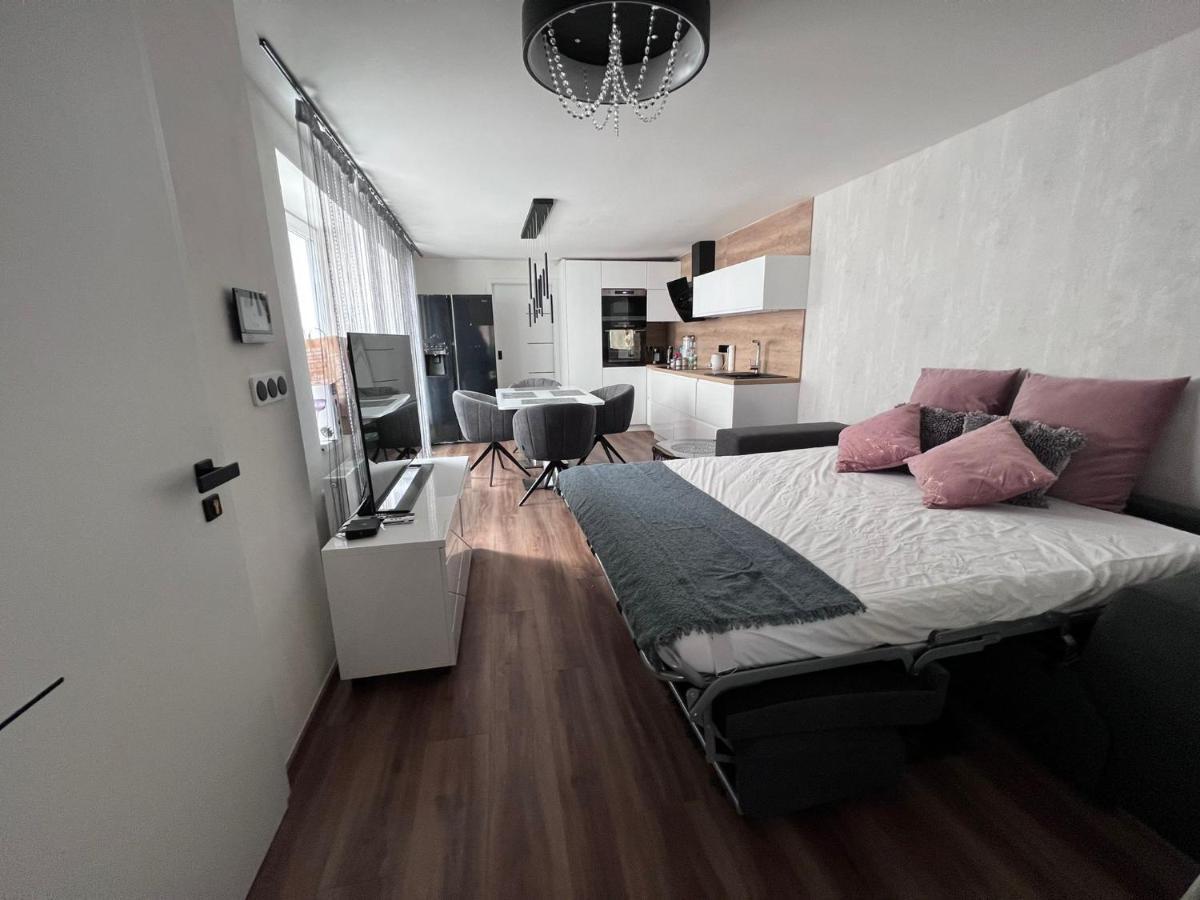 Elizabeth'S Apartments Велке Біловіце Екстер'єр фото